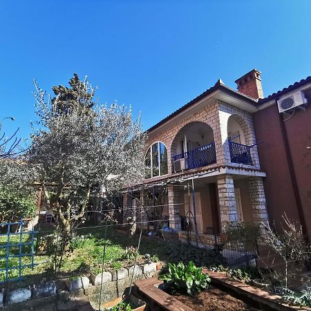 Pri Noni "Istracycle" Appartement Lucija Buitenkant foto