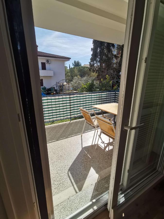 Pri Noni "Istracycle" Appartement Lucija Buitenkant foto